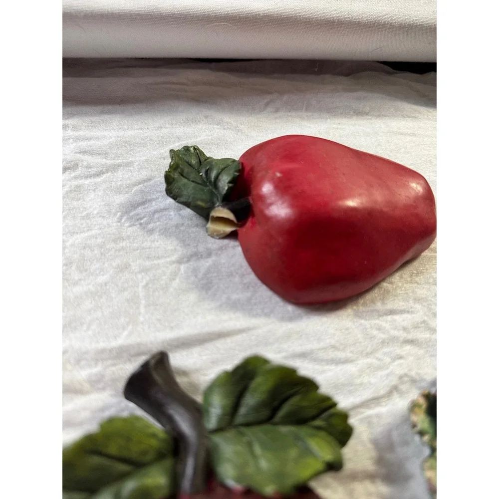 Vintage‎ Burwood Home Interiors Fruit Wall Plaque Set 5pc Grapes Apple Pepper